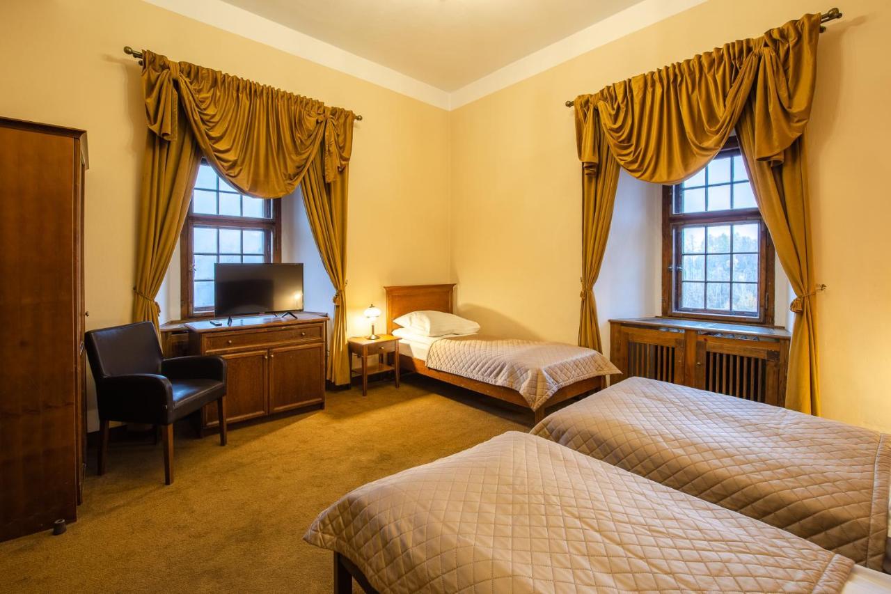 Aparthotel Zamek Czocha Leśna Zewnętrze zdjęcie
