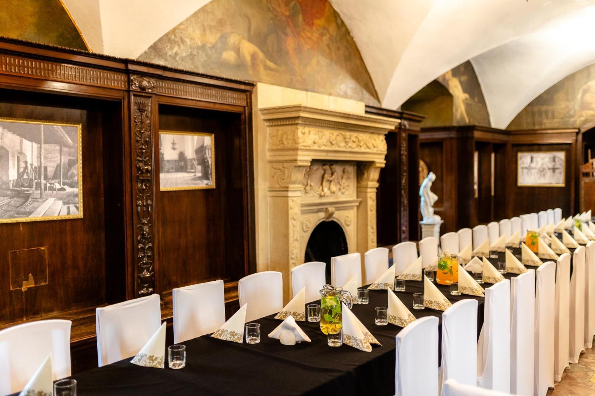 Aparthotel Zamek Czocha Leśna Zewnętrze zdjęcie